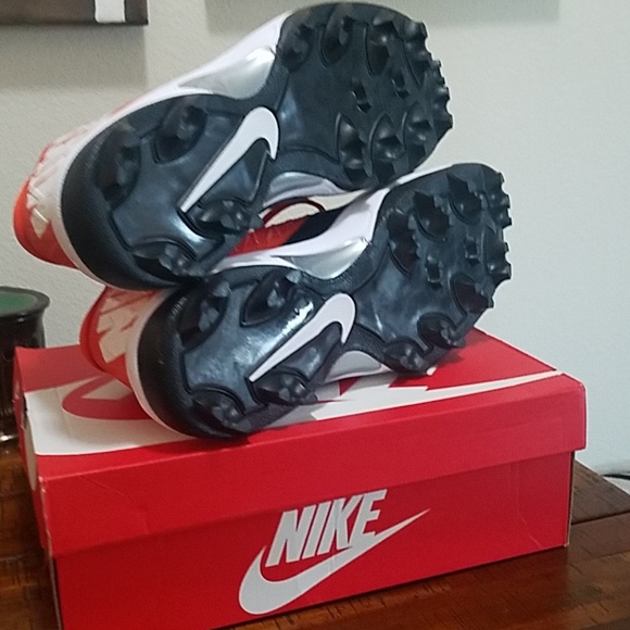 Nike cleats - Picture 4 of 5